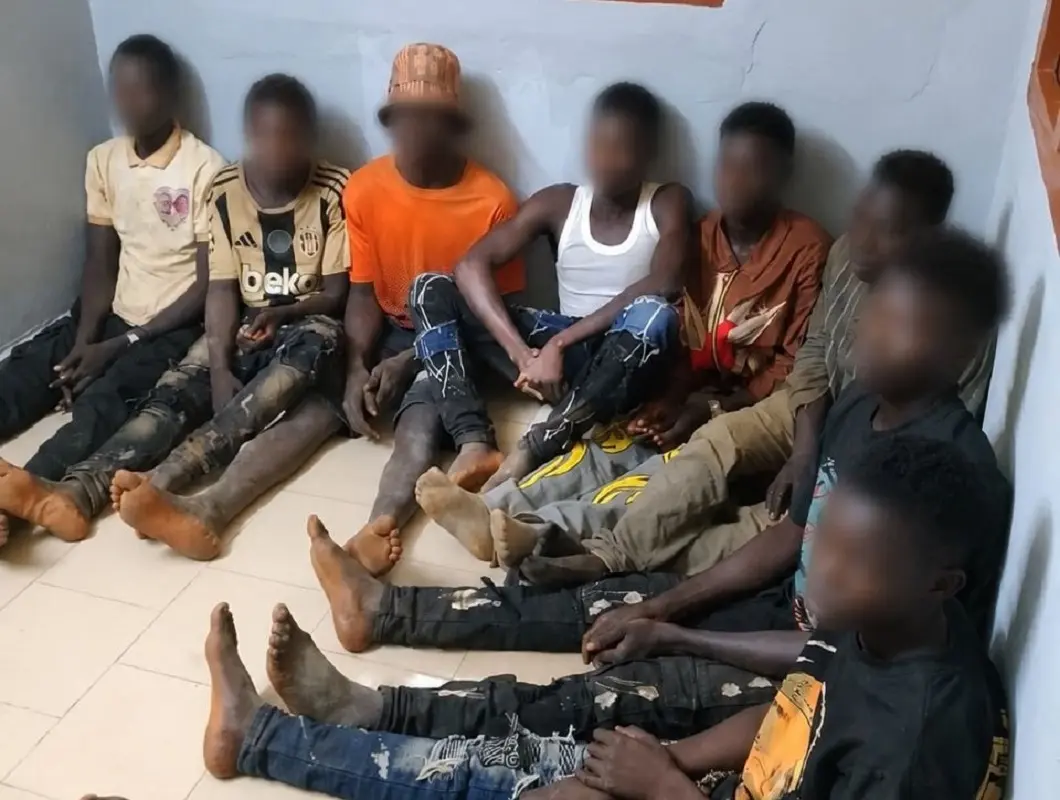 Côte d’ivoire :Huit personnes victimes de la traite des êtres humains ont été sauvées par la police ; trois d’entre elles étaient des mineures.